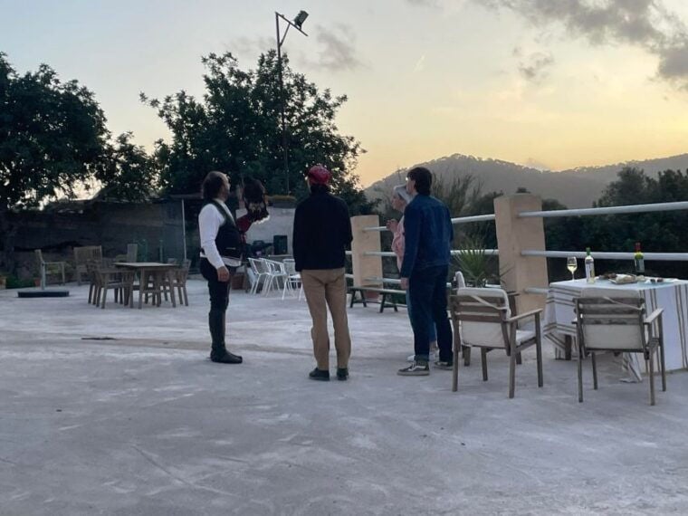 Mallorca: Sunset & Spanish Riding School Show - Enjoy Refreshments