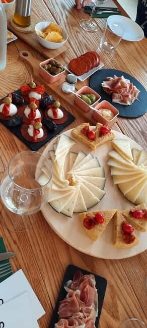 Mallorca: Sunset Wine Tasting Minibus Bodega Tour - What’s Included and What’s Not