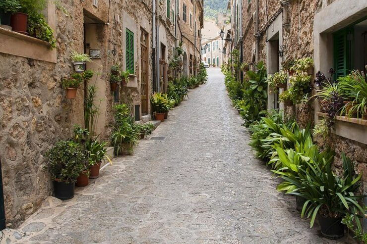 Mallorca: Valdemossa and Port of Soller Potato Cake - Itinerary and Transportation