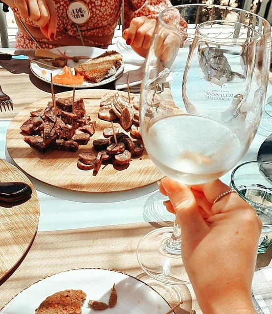 Mallorca Wine Cellar Tour XL - Incl. 3 Wine Tastings ENGLISH - Culinary Experience