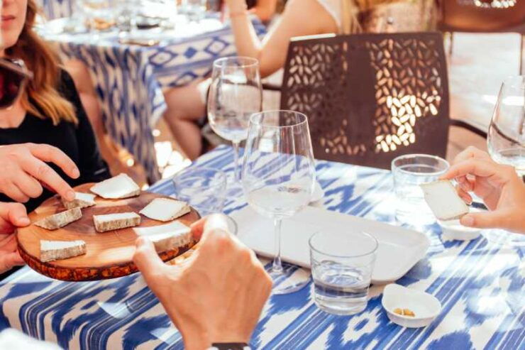 Mallorca Wine Experience: 5 Exclusive Wines & Artisan Cheese - Wine and Cheese Tasting
