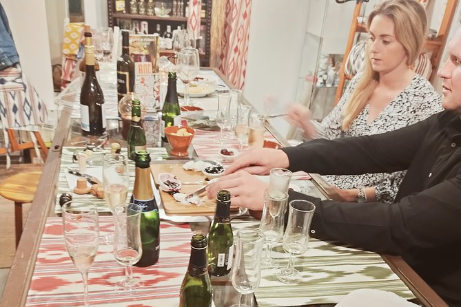 Mallorca Wine Experience Palma Old Town - Overview of the Wine Tasting Experience