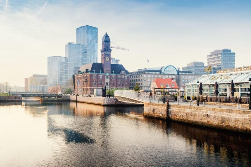 Malmö: Sightseeing and Landmarks tour by bike - Practicalities and Logistics