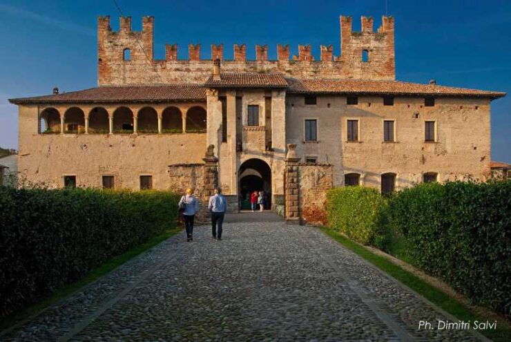Malpaga Castle Guided Tour - Experience Highlights
