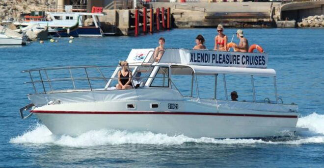 Malta: Blue Lagoon, Comino, and Gozo Private Boat Charter - Inclusions and Amenities