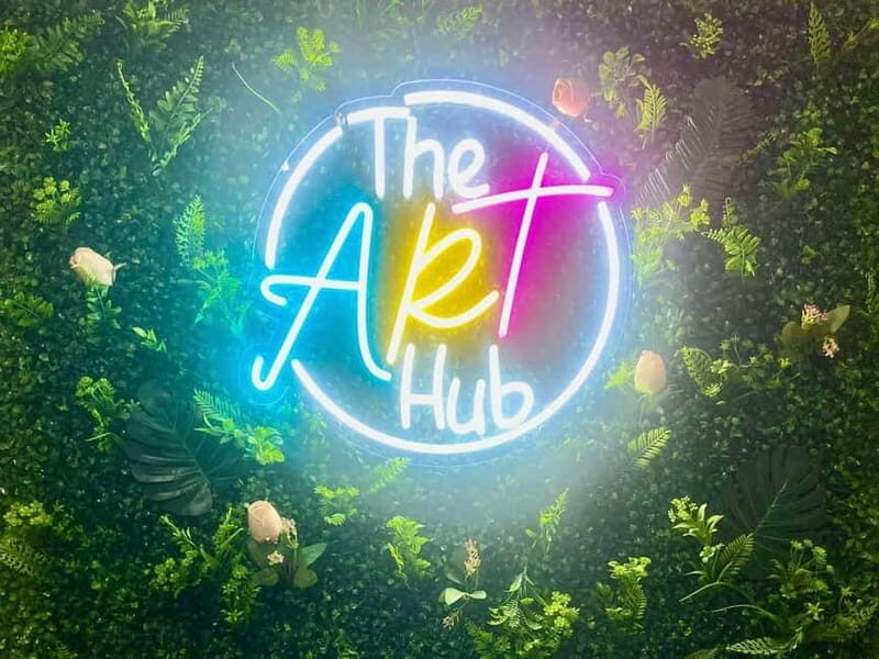 Malta: Glow-in-the-Dark Drink & Paint Experience - Practical Details