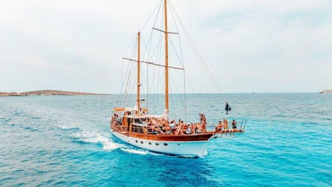 Malta: Gozo Jeep Safari and Comino Blue Lagoon Cruise - Boat Tour Highlights