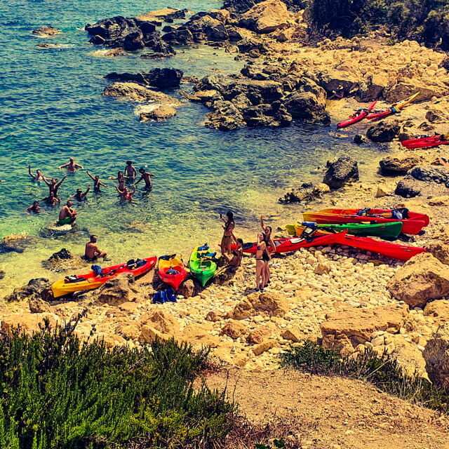 Malta: Guided Kayak Tour with Free Photos Included - A Deep Dive into the Experience