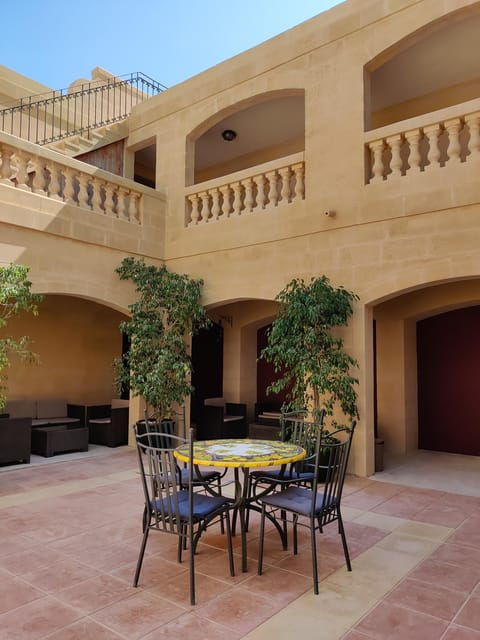 Malta: Premium Wine Tasting Experience - Estate and Winemaking