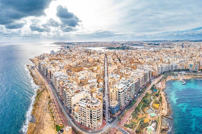 Maltas Harbours and Creeks Sightseeing Cruise from Sliema - Two harbours, one useful view of Valletta