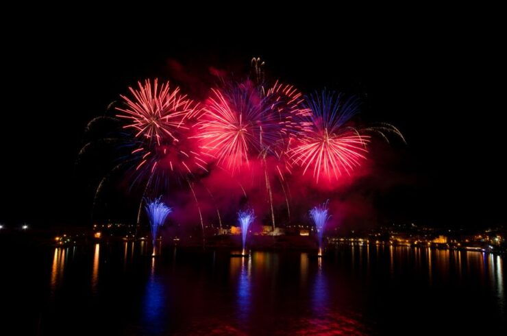 Malta: Valletta, Sliema, Bugibba Fireworks Festival Cruise - Experience Highlights