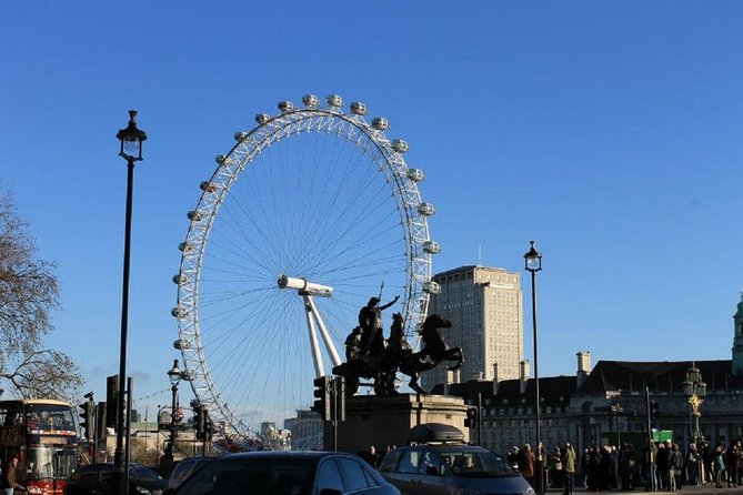 Mamma Mia! Best of London Sightseeing Walking Tour for Kids and Families - Scenic Parks and Gardens