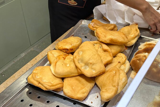 Mamma Mia! Milan Street Food Tasting and City Guided Tour - Participant Requirements