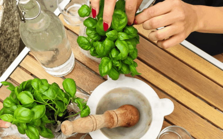 Manarola: Authentic Pesto Making Class at Cinque Terre - The Culinary Journey in Manarola