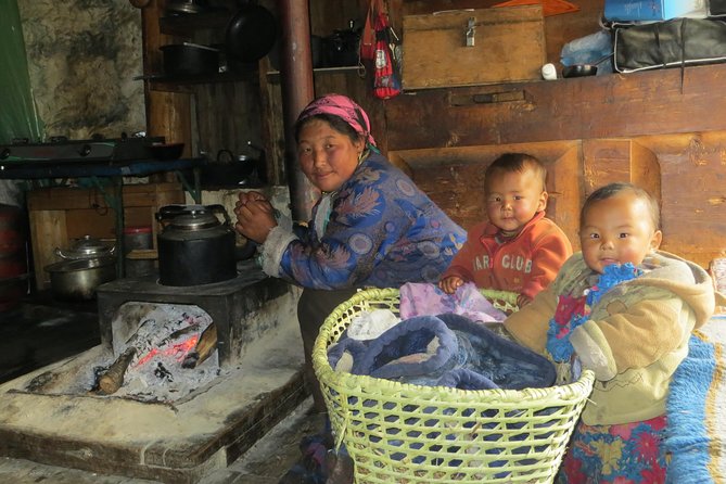 Manaslu Circuit Trek - 13 Days Nepal - Itinerary Highlights