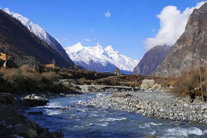 Manaslu Circuit Trekking - 17 Days - Trek Staff and Porter Support