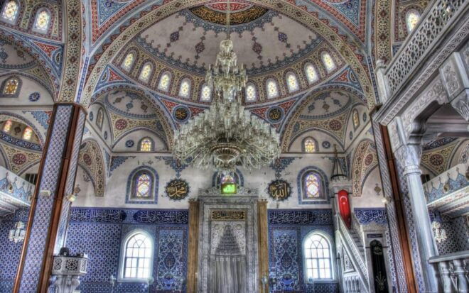 Manavgat Grand Bazaar With River Boat And Waterfall Tour - Visiting Manavgat Waterfall