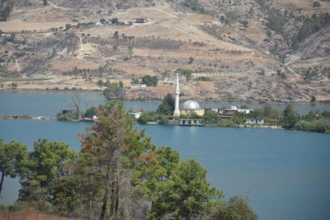 Manavgat: Guided Aqueduct, Waterfall & Green Lake Tour - Participant Information