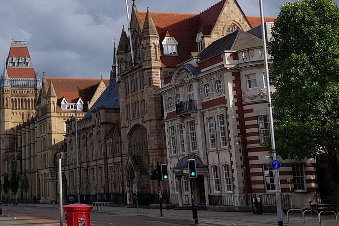 Manchester Airport to Accommodation Roundtrip Transportation - Pricing and Booking