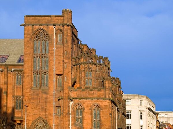 Manchester Scavenger Hunt: Mighty Manchester - Start Time and Availability