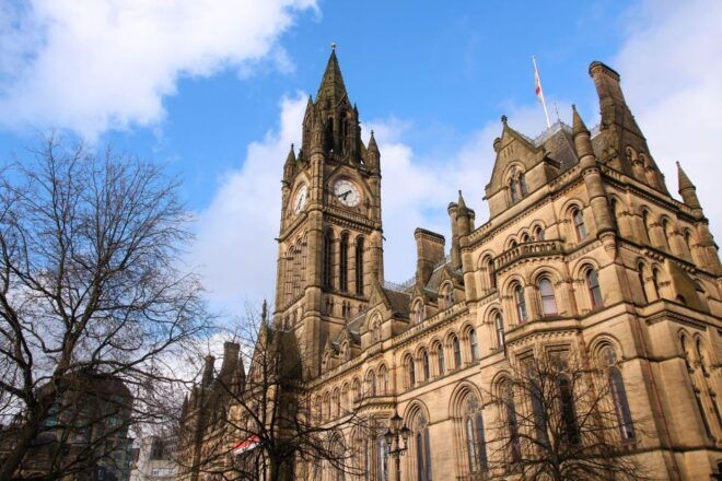 Manchester: Self-Guided Highlights Scavenger Hunt & Tour - Scavenger Hunt Description