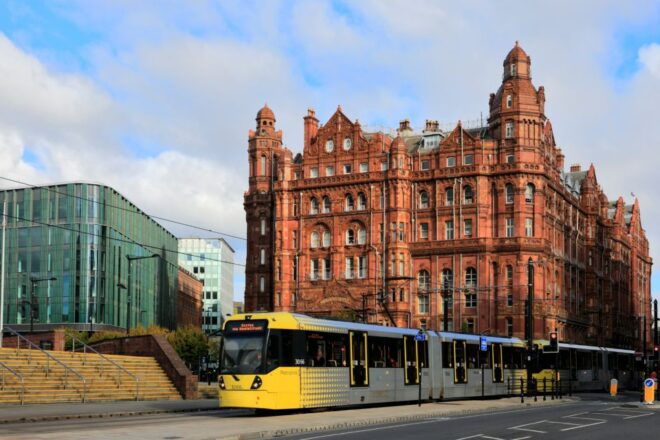 Manchester: Self-Guided Highlights Scavenger Hunt & Tour - What to Bring