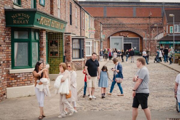 Manchester: The Coronation Street Experience - Location and Region