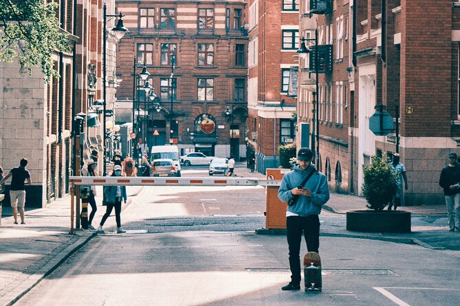 Manchester Tour App, Hidden Gems Game and Big Britain Quiz (1 Day Pass) UK - Meeting and Pickup Details