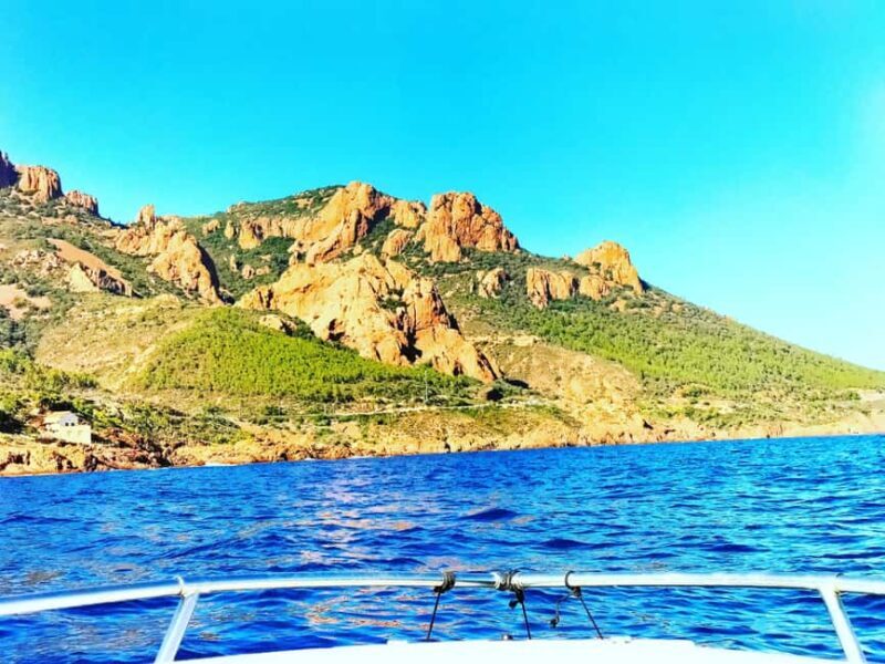 Mandelieu: Visit and aperitif by private boat - The Experience from the Reviews