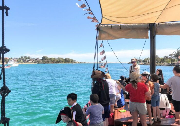 Mandurah: 1.5-Hour Scenic Lunch Cruise on a Pirate Ship - Experience Highlights