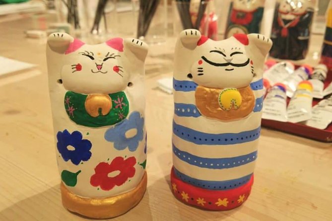 Maneki Neko Painting Experience - Display and Care for Your Finished Masterpiece