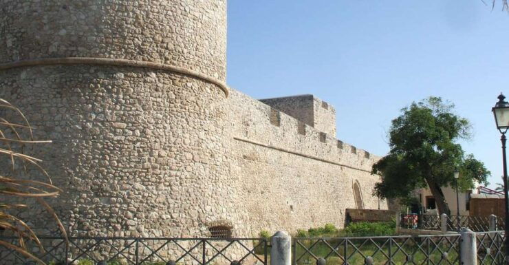Manfredonia: Manfredonia and Daunian Stele Tour - Tour Duration and Availability