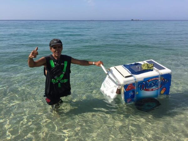 Mangroves & Beaches: Hiking Tour of Balandra, La Paz - Exploring Playa Tecolote