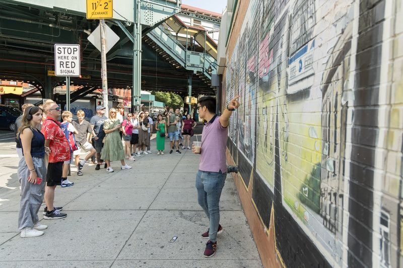 Manhattan, Bronx, Queens & Brooklyn Tour from New York - The guide and vehicle shape the day
