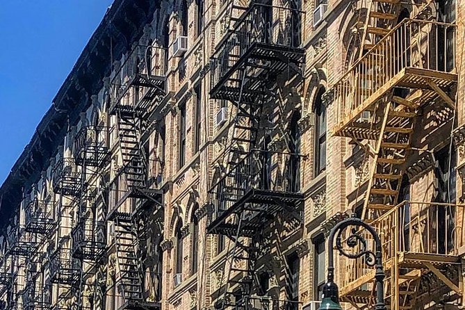 Manhattan Neighborhood Private Customized Walking Tour - The Sum Up