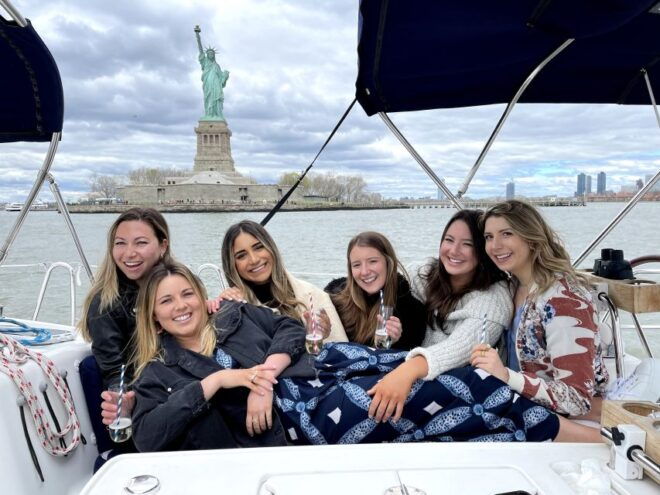 Manhattan: Private Sailing Yacht Cruise to Statue of Liberty - Customer Reviews