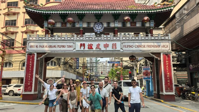 Manila Binondo Half-Day Local Food Experience - How much food, and how much walking?