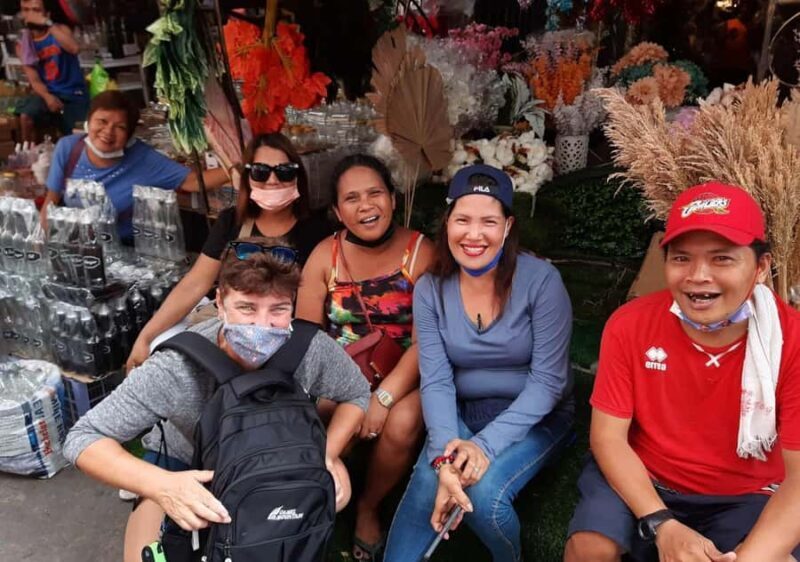 Manila Divisoria & Street Food Dare Tour - Riding the Iconic Jeepney