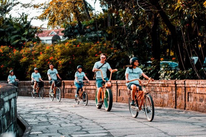 Manila: Historical Bamboo Bike Tour in Intramuros - Review Summary and Location