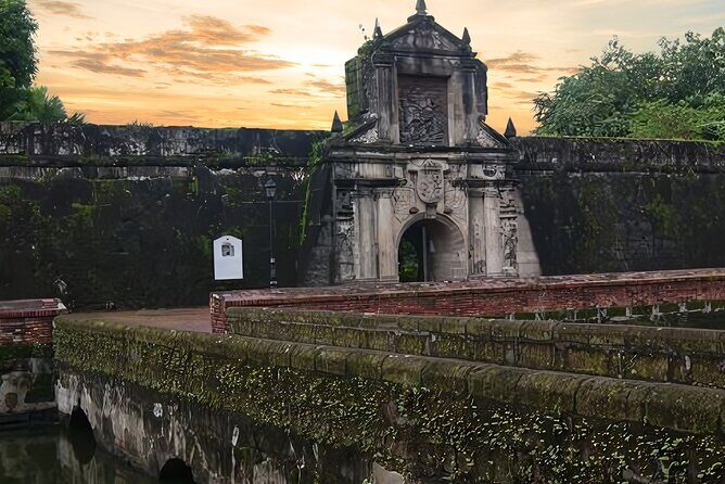 Manila Historical Highlights Private Half Day Tour - The Experience: What You Can Expect