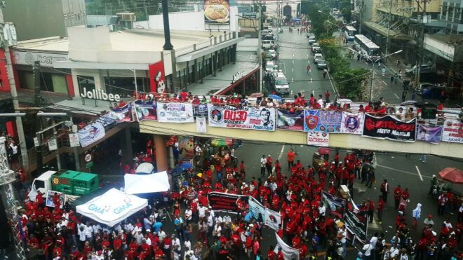 Manila Social and Political Walk - Positive Aspects and Challenges Faced by the Philippines