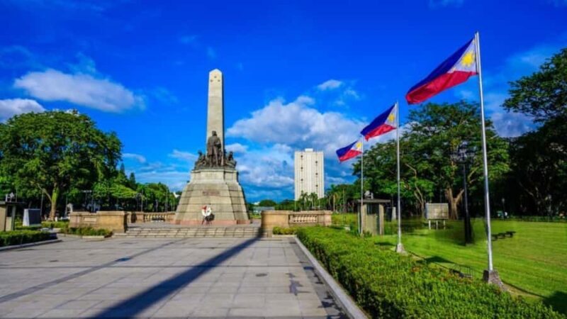 Manila & Tagaytay Full Day Tour: Heritage, Art & Taal Views - Exploring Manila’s Heritage and Art Scene