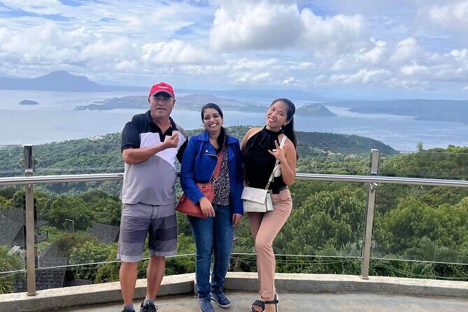 Manila Tagaytay Highlands Tour Scenic Ridges and Fairytale Castle - The Experience in Detail