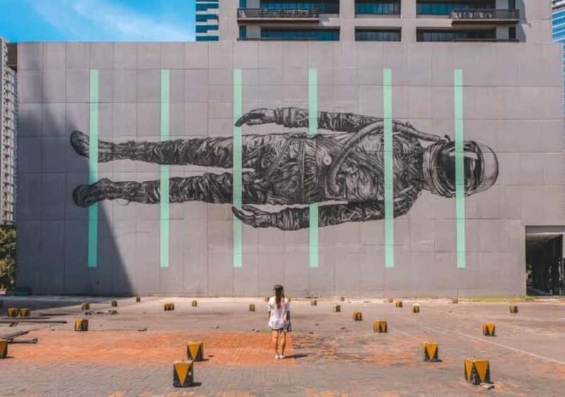 Manila Urban Charms & Gondola Bliss Cityscape Tour - Exploring Manila’s Modern Charm: A Deep Dive