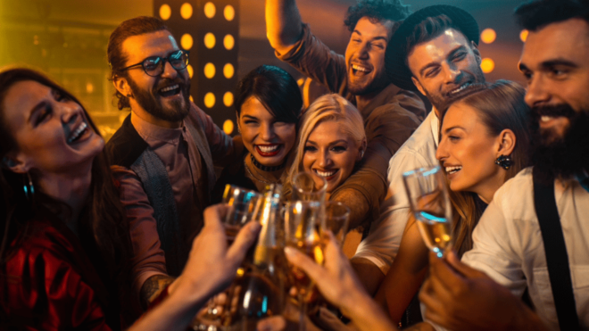 Mannheim: Bar and Club Tour With Free Shots and VIP Entry - Highlights of the Tour