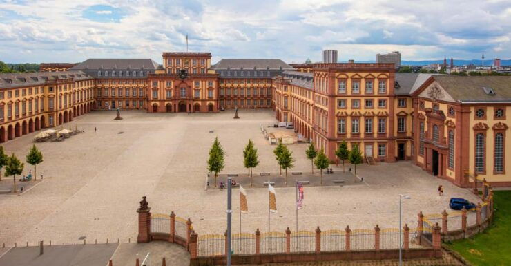 Mannheim, Costume Tour: Carl Theodor's 300TH Birthday - Experience Highlights
