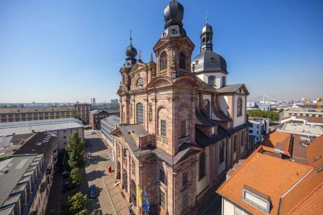 Mannheim: Guided Walking Tour With Night Watchman - Inclusions