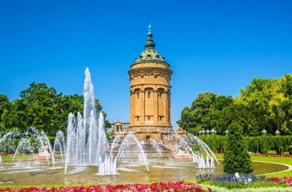 Mannheim: Insta-Perfect Walk With a Local - Local Insights and Recommendations