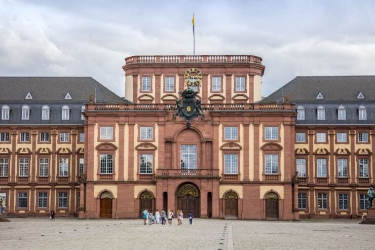 Mannheim: Jungbusch Guided Walking Tour - Tour Overview