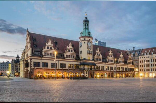 Mannheims Secret Treasure Hunt - Navigating Through Mannheim
